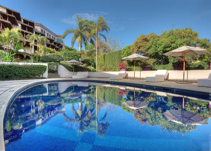 Alta Las Palomas Hotel